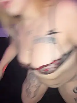 DommeAriaJade's Live XXX Chat