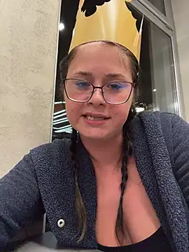 LisaNimmersatt Live XXX Chat
