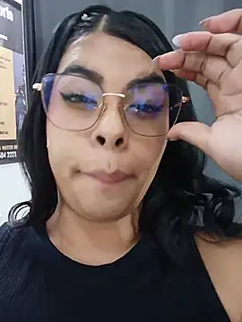 Chat +18 de SOFIA-11_ ao vivo