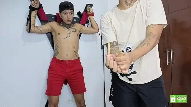 XXX chat uživo modela EliteBoysLive