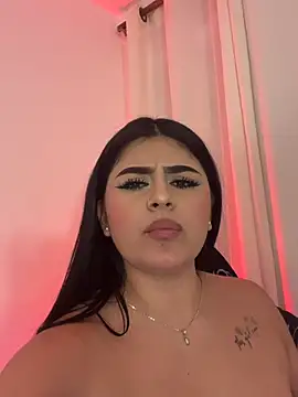 Kariina__69 Adlı Modelin Canlı XXX Sohbeti