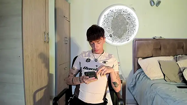 Timothy_ros 라이브 XXX 채팅