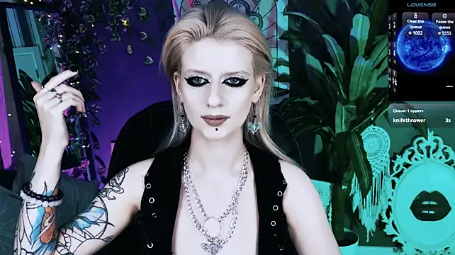 Noah_ElmerX's Live XXX Chat
