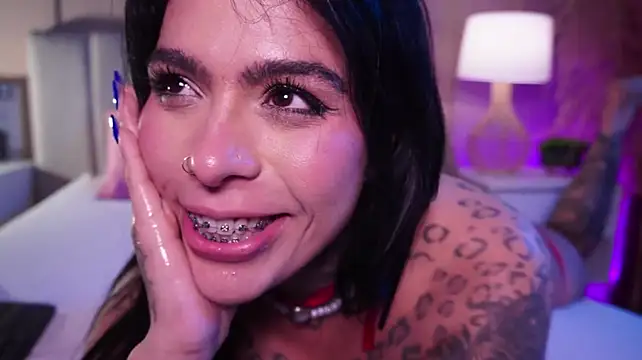 curvyliciousss élő XXX-chatje