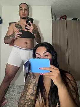 Chat +18 de UR_LATIN_BUSHY_GUYS ao vivo