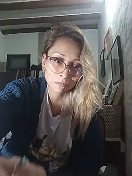 alexiajames_13 Live XXX Chat