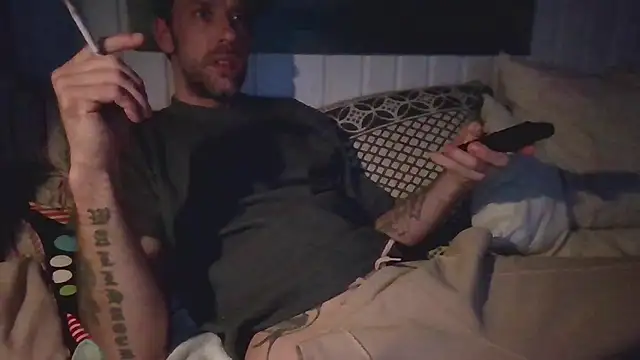 Stock-Holmes Live XXX Chat