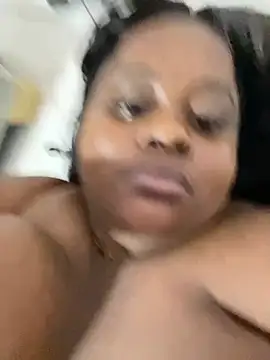 Chat +18 de SharikBrowns ao vivo