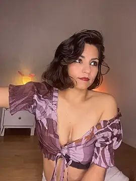eva_luz Adlı Modelin Canlı XXX Sohbeti