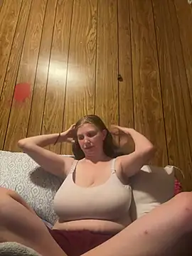 littletaker45's Live XXX Chat