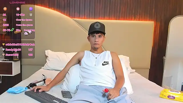 Alexxx_B2026's Live XXX Chat