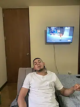 Taylor_DiamondBoy লাইভ XXX চ্যাট