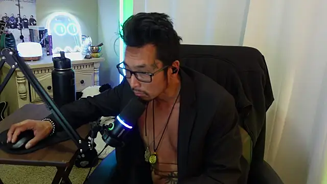 Ghost11_11's Live XXX Chat