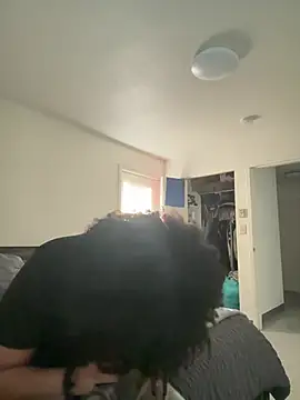 XXX chat uživo modela 420Dominican