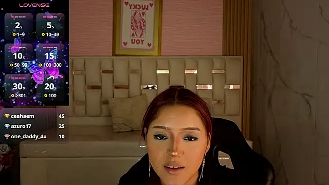 צ'אט XXX בשידור חי של veronicaa_s