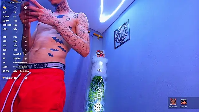 TheBatMansion live XXX chat