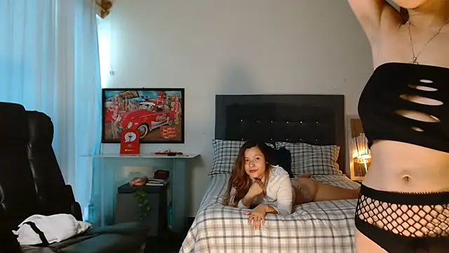 3littles' Live XXX Chat