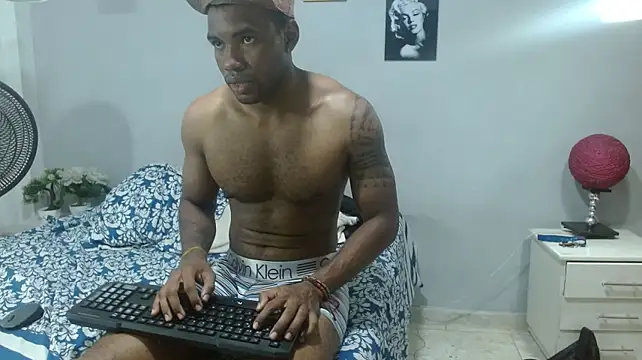 XXX chat uživo modela king_smith69