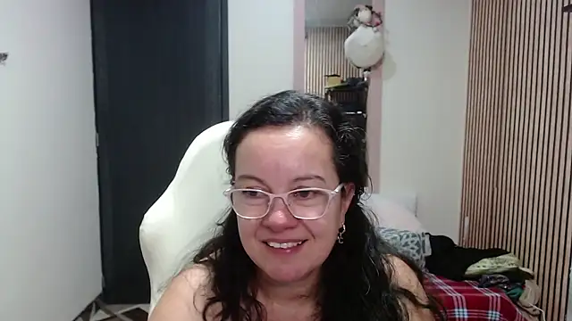 Sonialorens_ live XXX chat
