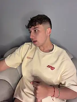 OLIVER_K Live XXX-chat