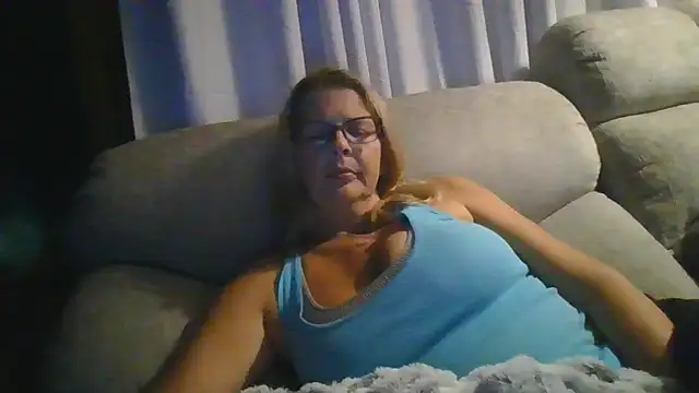 Stickywethoney – Live XXX-chat