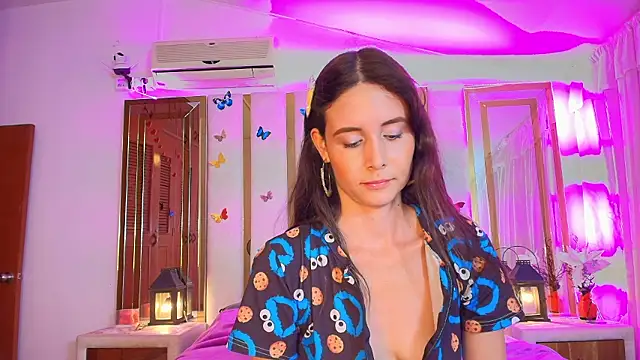 AmeliaRousse Chat XXX in diretta