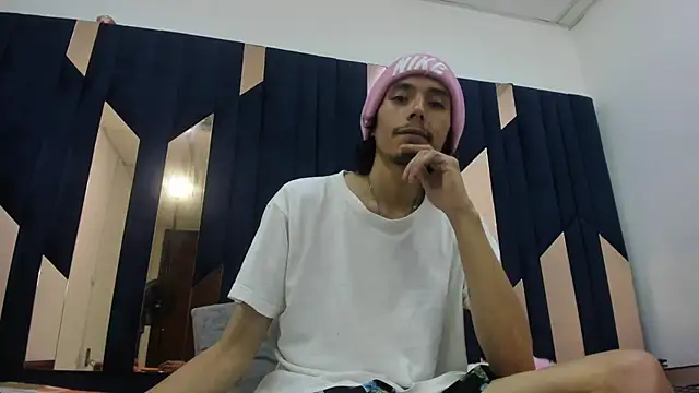 KikyoAndDrey Chat XXX in diretta
