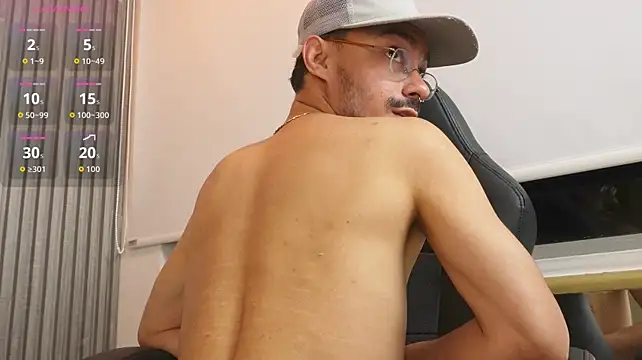Онлайн чат XXX thomas_montiel