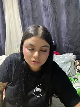 แชท XXX สดของ alissonfernandez_