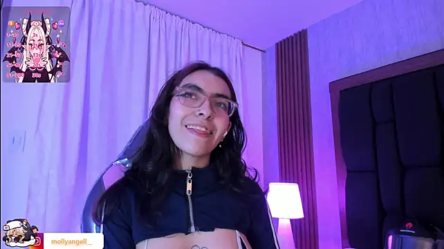 Molly_A Chat XXX live