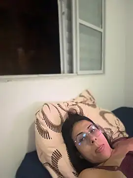 Agatha_lindinha Adlı Modelin Canlı XXX Sohbeti