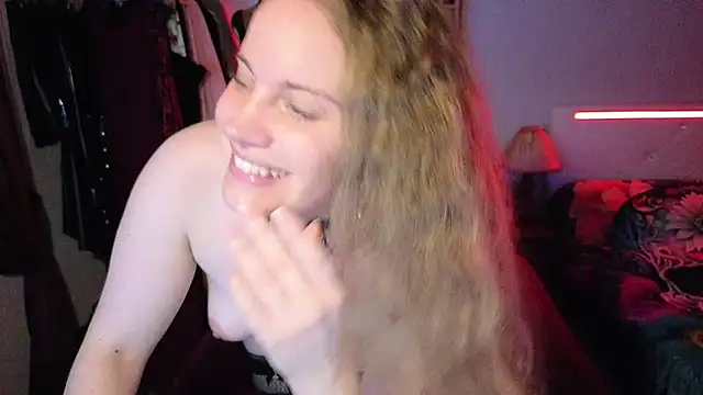 Miss_luxiole live XXX chat