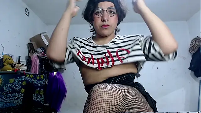 Tiff_-Stylesn Live XXX chat