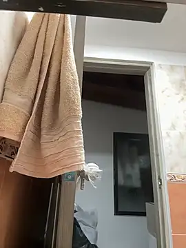 EmmaRoux_ – Naživo XXX chat