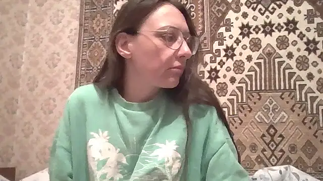 FayInessaKiss 现场XXX聊天