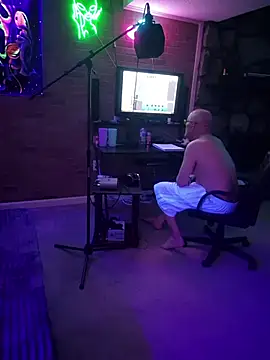 chronic_vibez's Live XXX Chat
