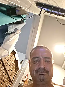 bimexpoexist's Live XXX Chat