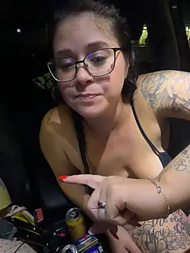 LisaNimmersatt Live XXX-Chat