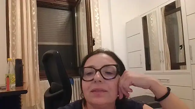 Chat +18 de Miasexmilf ao vivo