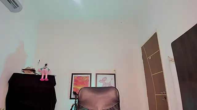 Chat XXX en directo de camille-rose