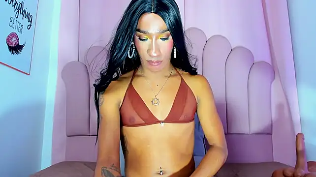 Chat +18 de NicoleMadrird ao vivo