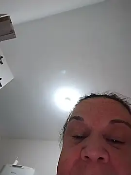 YayaMineira's Live XXX Chat