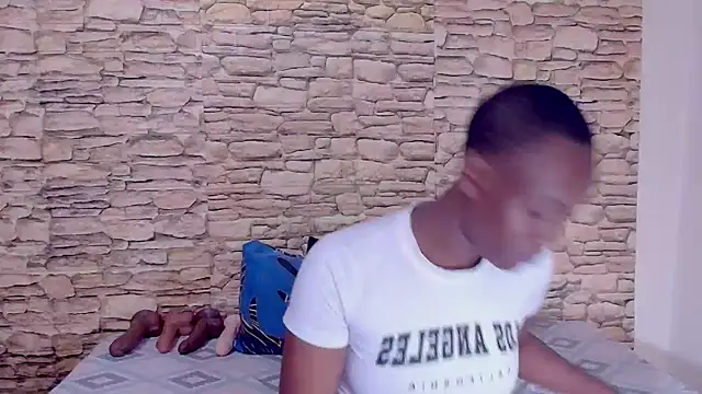 EbonyOlive69 Chat XXX in diretta
