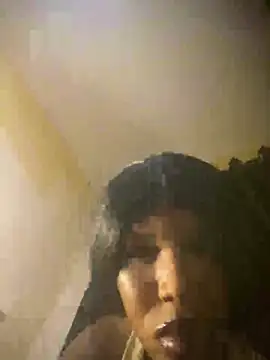 Horny_sexyiris লাইভ XXX চ্যাট