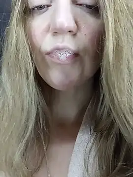 KattyLuuu live XXX chat