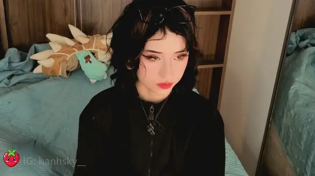 Chat +18 de HannahSky_ ao vivo