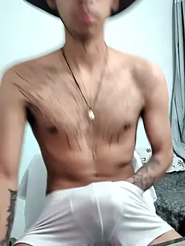 Babt_kyle élő XXX-chatje
