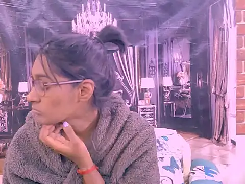 Chat +18 de IndianRebel4u2Luv ao vivo