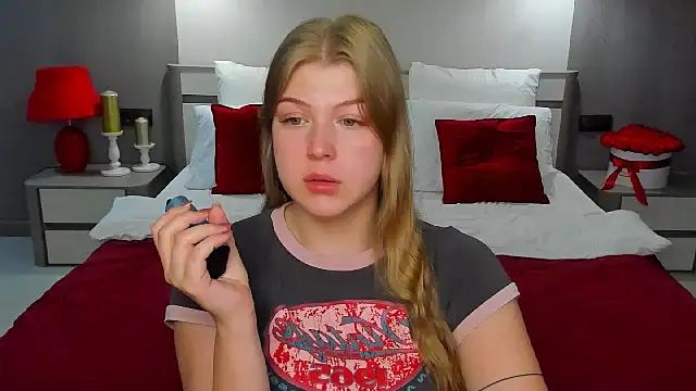 Онлайн чат XXX Stella_Light