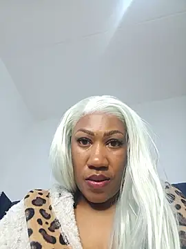 PuneeeLucee 라이브 XXX 채팅